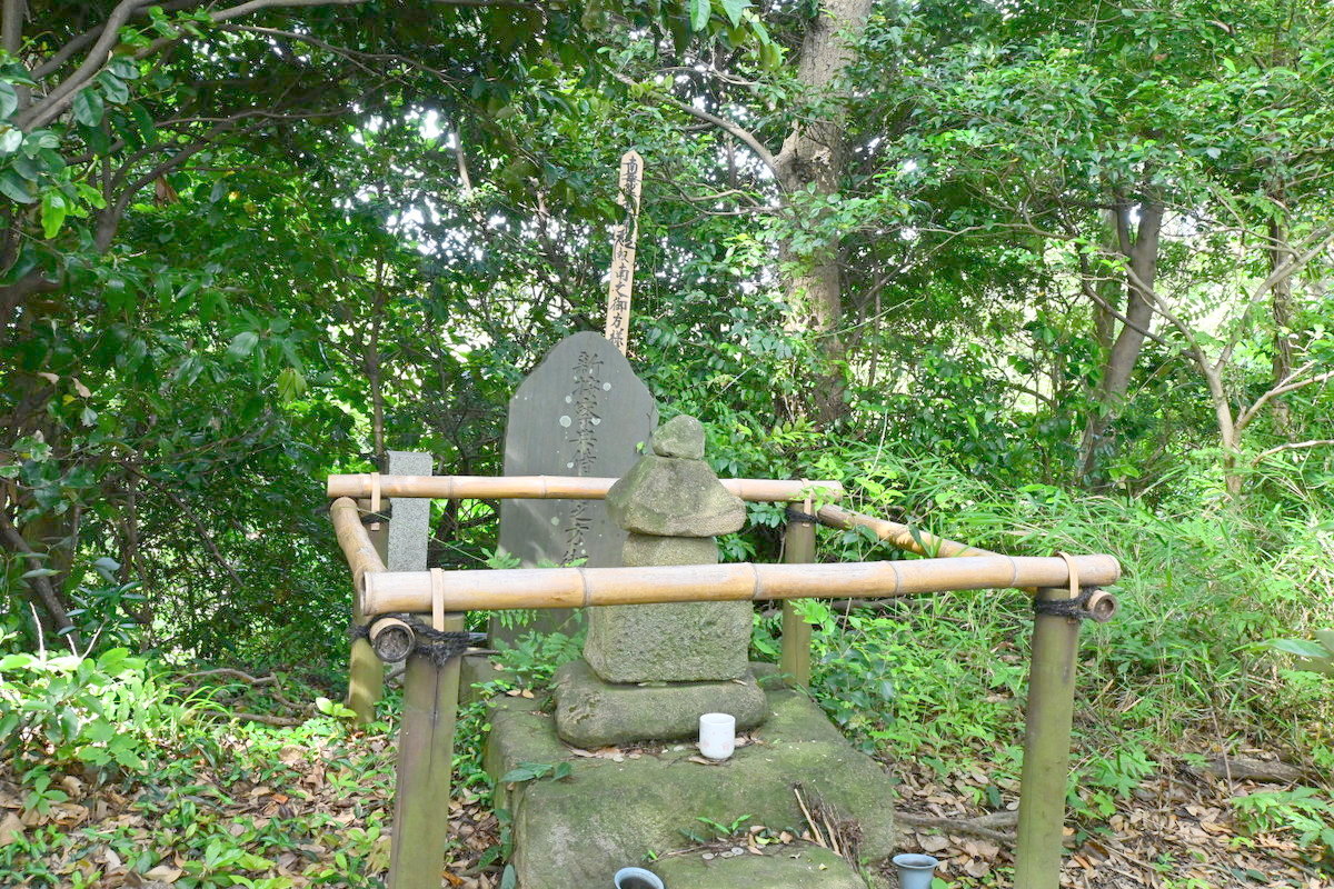 妙法寺：南の方（日叡の母）墓所