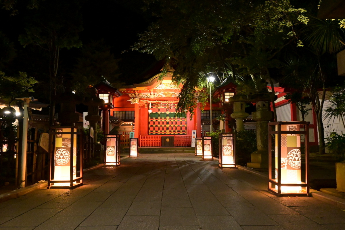 江の島灯籠2021：江島神社中津宮