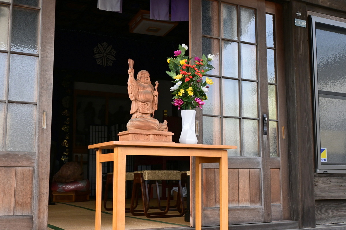 養命寺 布袋像