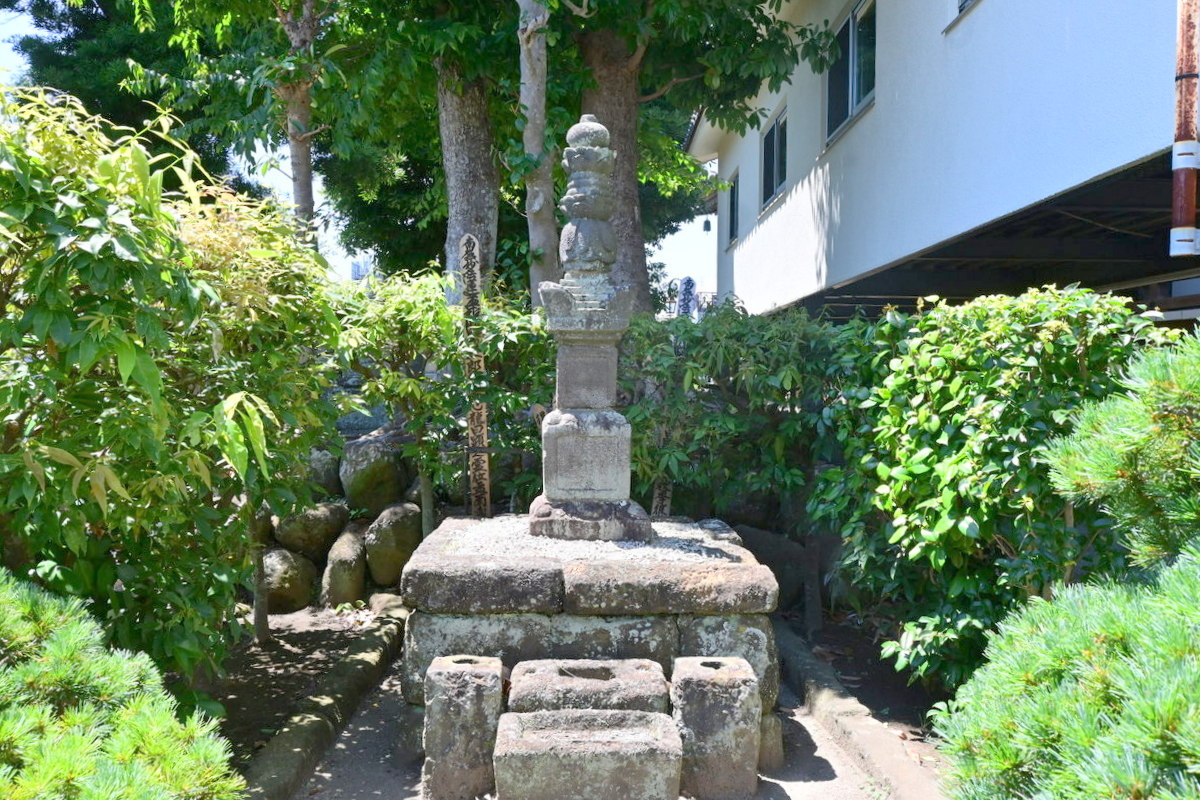 本覚寺：五郎入道正宗の供養塔